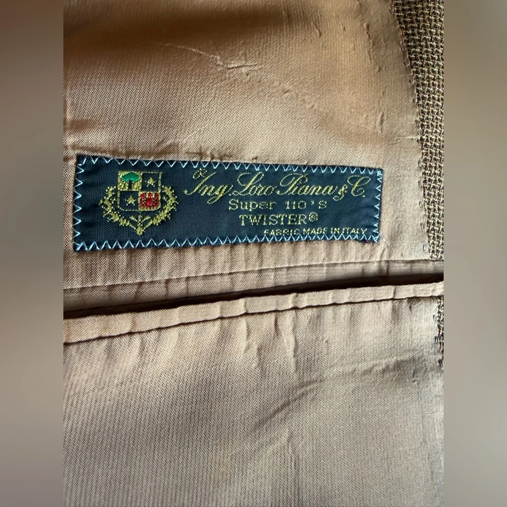 Pal Zileri. Rare Custom Lightweight Wool Blazer. Orange/Brown. Size 46.
